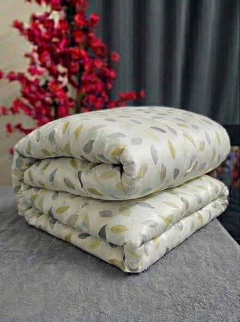Olive Breeze Premium Comforter