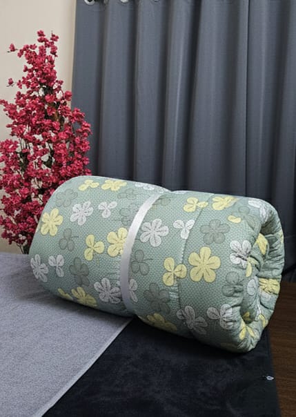 Floral Mist Premium Comforter 1
