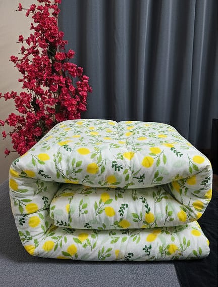 Lemon Breeze Premium Comforter